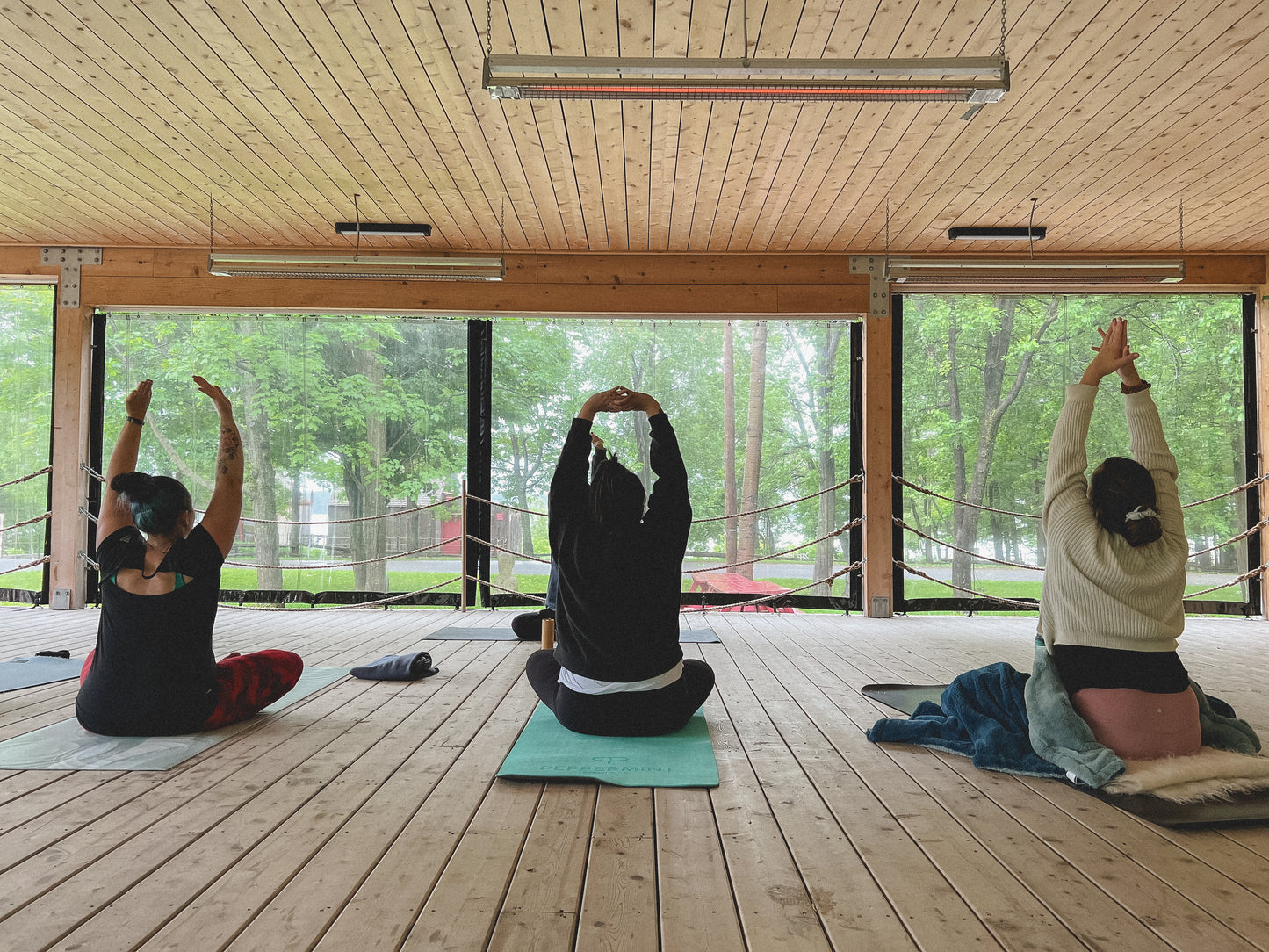 Yoga réveil & méditation - Île d'Orleans (cours à la carte)